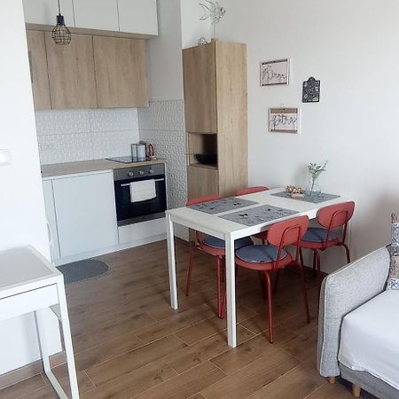 Cozy Apartmant With A Sea View In โอราซัซ ภายนอก รูปภาพ