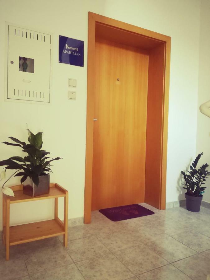 Cozy Apartmant With A Sea View In โอราซัซ ภายนอก รูปภาพ