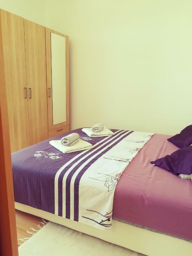 Cozy Apartmant With A Sea View In โอราซัซ ภายนอก รูปภาพ